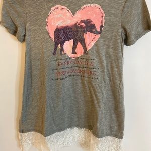 Abercrombie kids T-shirt size 13-14